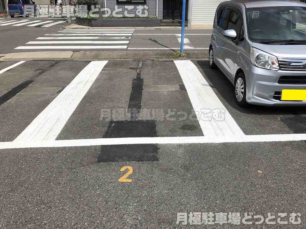 名古屋市中村区名楽町5丁目9,9-2,9-4の月極駐車場3