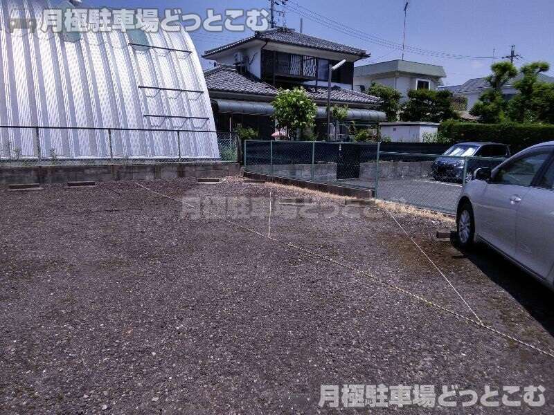 名古屋市港区高木町1丁目31-2の月極駐車場3
