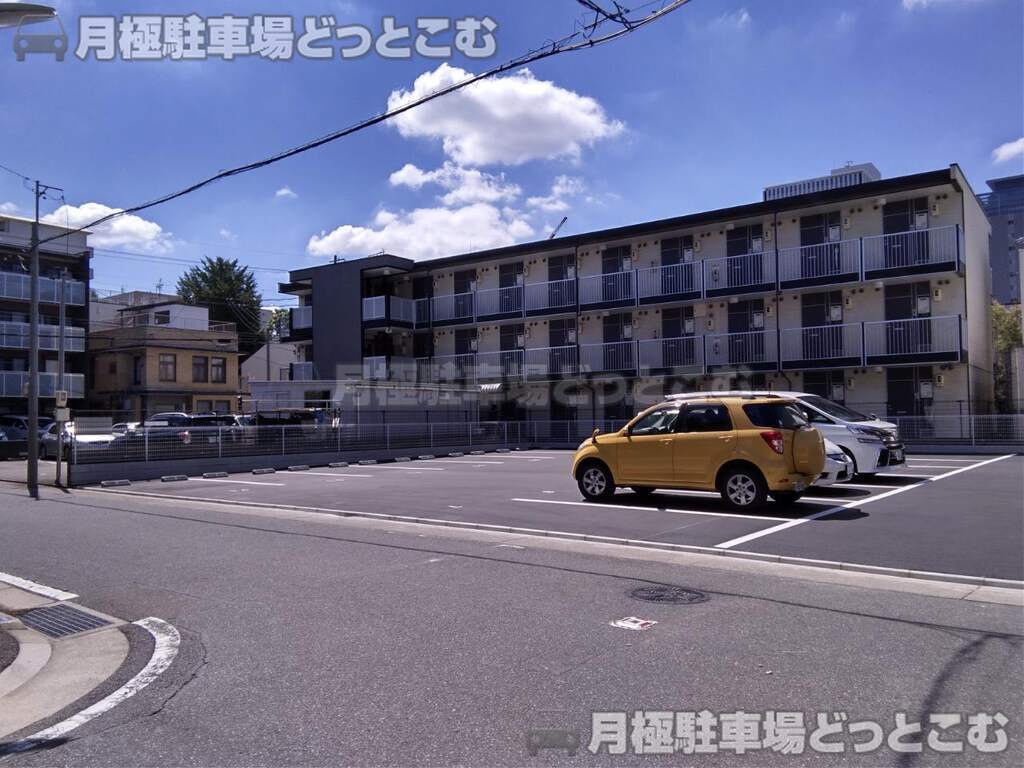 名古屋市西区菊井2丁目810、811、812の月極駐車場2