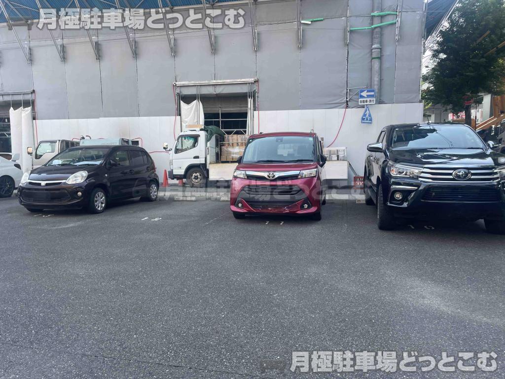 名古屋市中村区畑江通3丁目15-1の月極駐車場2
