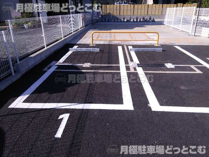 豊橋市大岩町字北元屋敷20の月極駐車場3