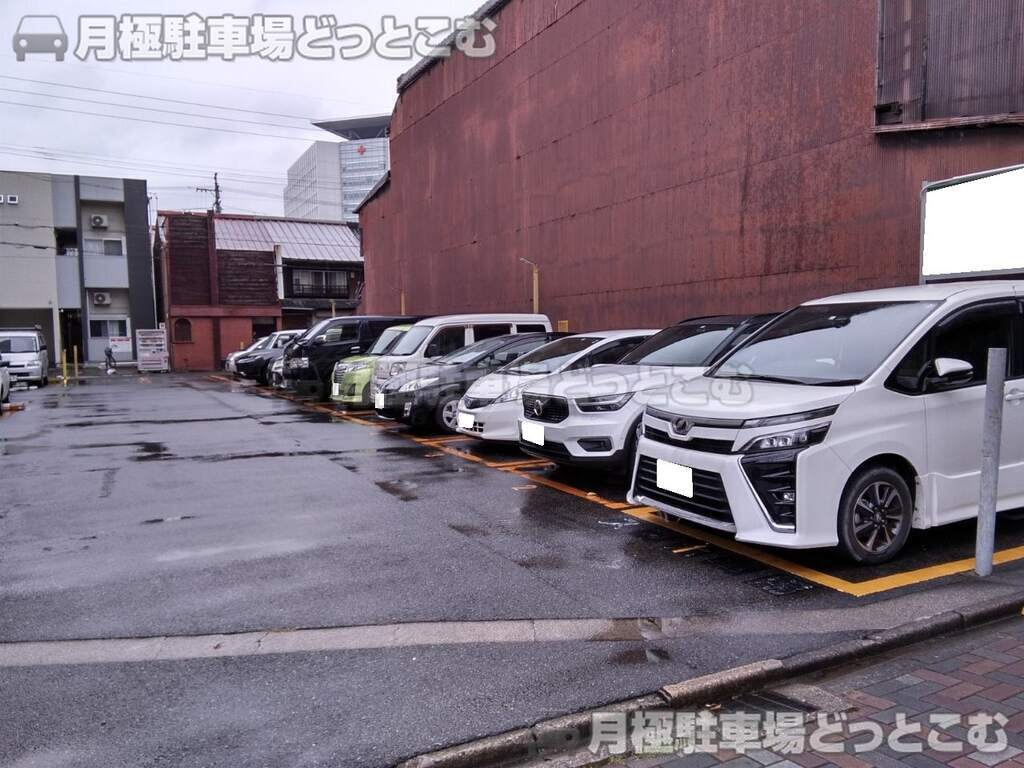 名古屋市中村区大門町23の月極駐車場2