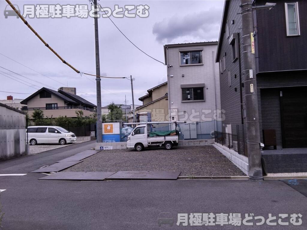 名古屋市北区田幡1丁目303の月極駐車場3