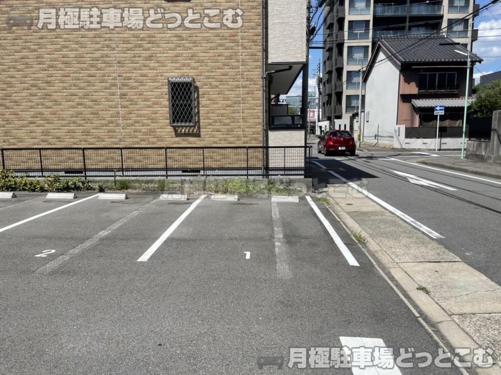 名古屋市西区花の木1丁目1120の月極駐車場7