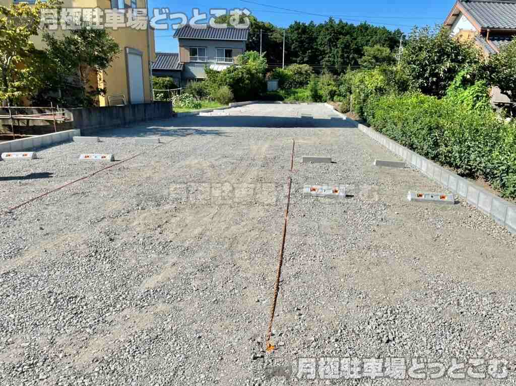 豊川市白鳥町上郷中155-4の月極駐車場2