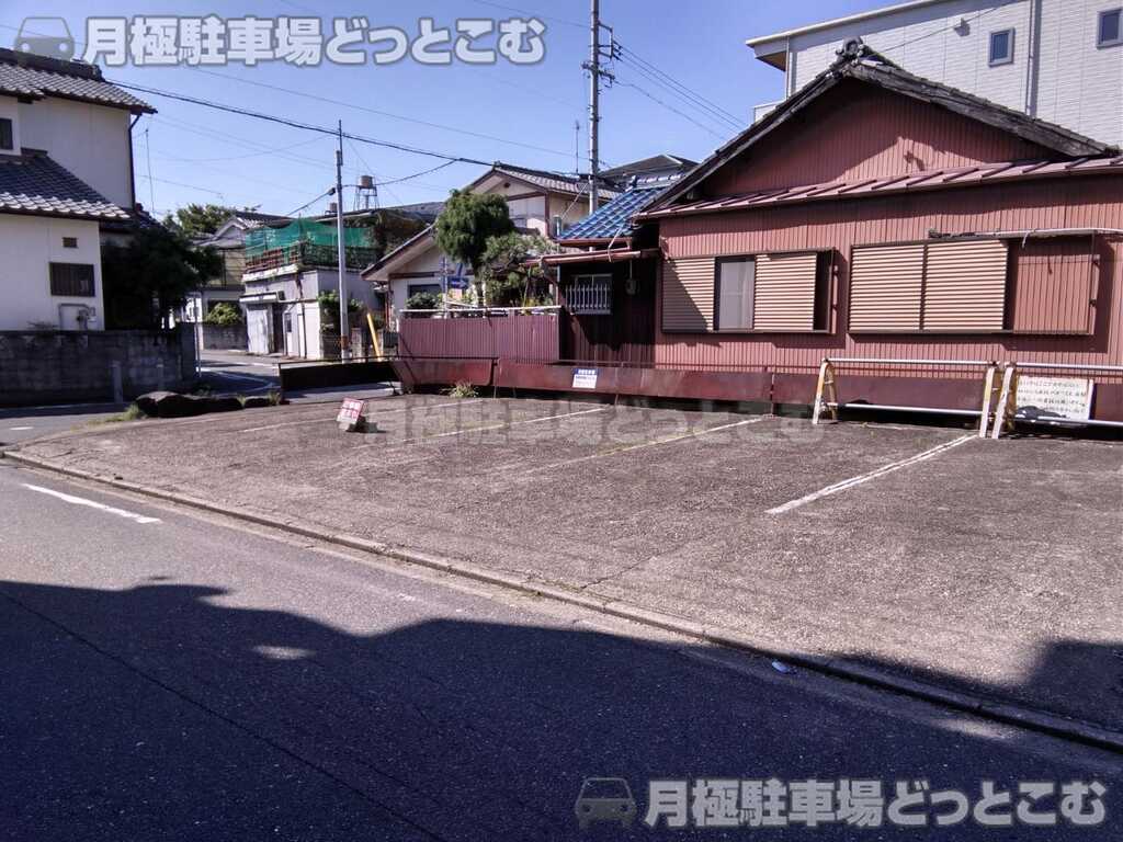 名古屋市熱田区野立町1丁目83　の月極駐車場3
