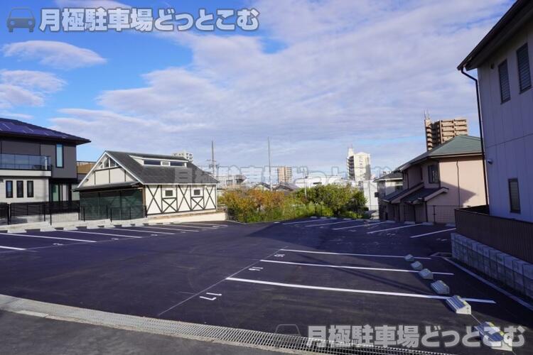 名古屋市瑞穂区津賀田町3丁目48-1.48-2.49-1.51.52の月極駐車場2