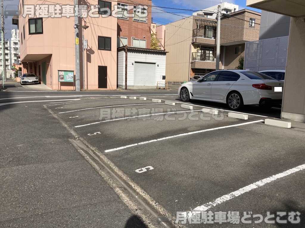 名古屋市西区城西1丁目305の月極駐車場3