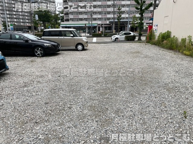 名古屋市中川区九重町309-1の月極駐車場4