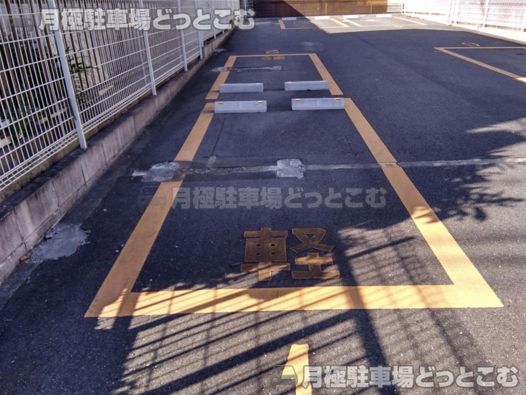 名古屋市千種区稲舟通2丁目9の月極駐車場4