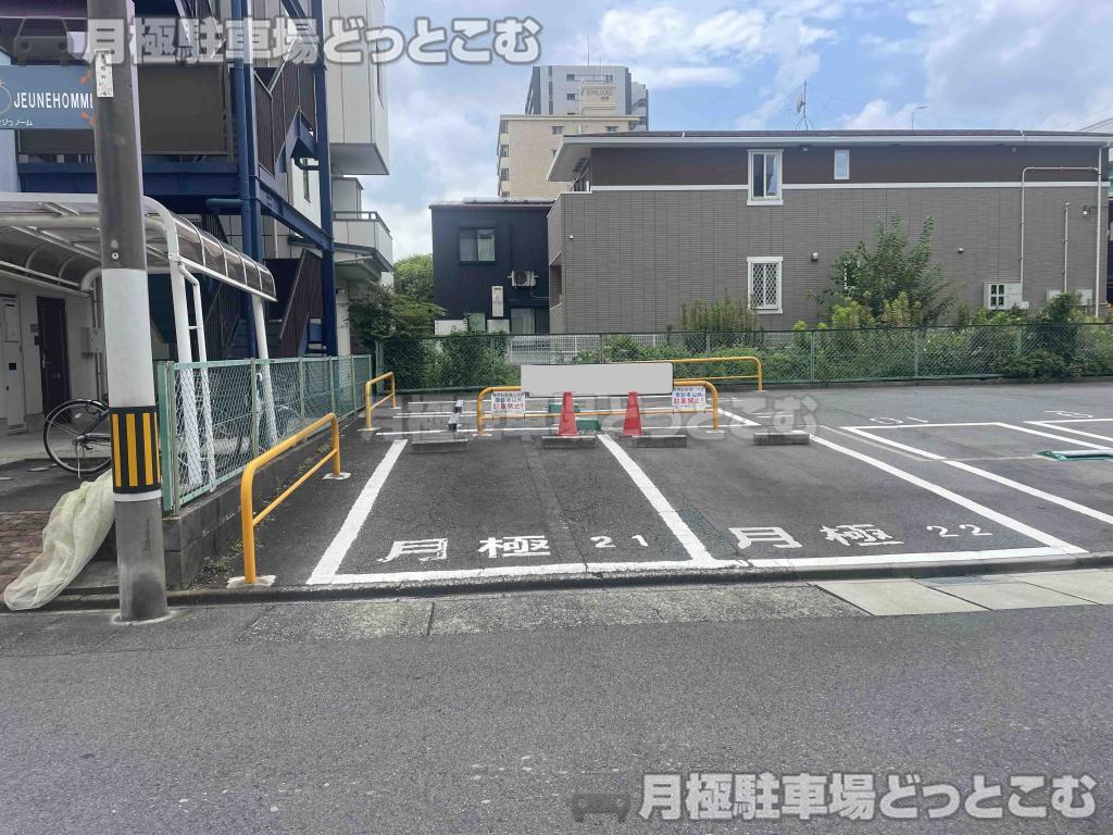 名古屋市中村区岩塚本通4丁目36の月極駐車場2