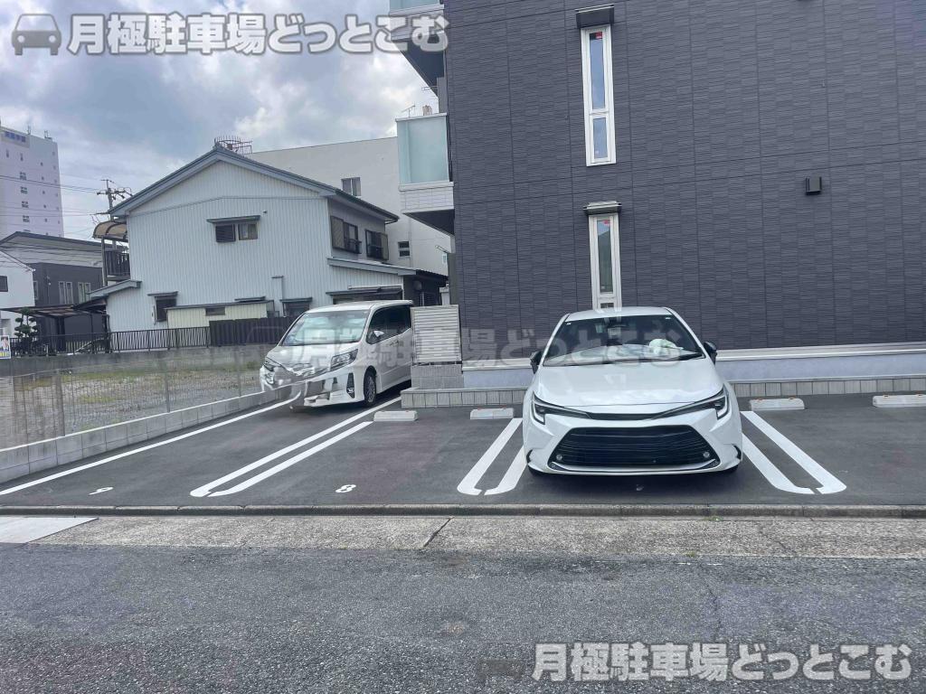 名古屋市中村区稲葉地町1丁目103の月極駐車場5