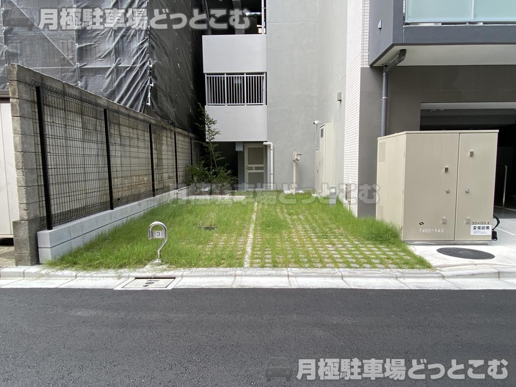 江東区亀戸7-5-10の月極駐車場3