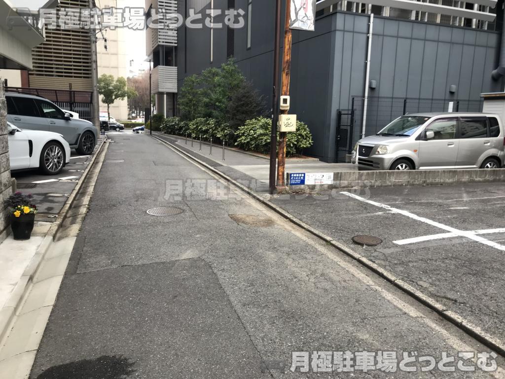 名古屋市中区栄1丁目1223-3.1223-4.1224-16.1224-18の月極駐車場5