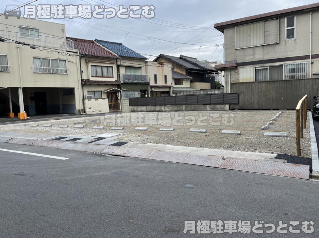 名古屋市西区那古野1丁目1732の月極駐車場5