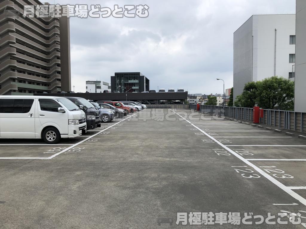 北区豊島5-2-50の月極駐車場3