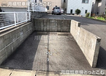 名古屋市天白区鴻の巣2丁目1805,1806番地の月極駐車場1