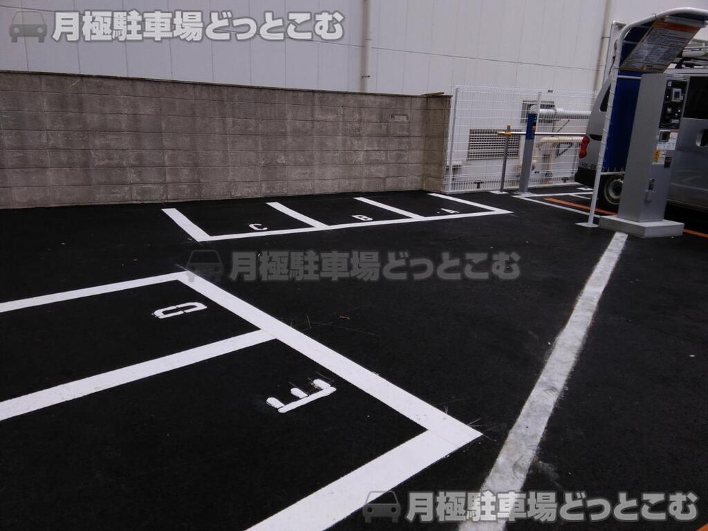 名古屋市中区錦1丁目1610の月極駐車場3