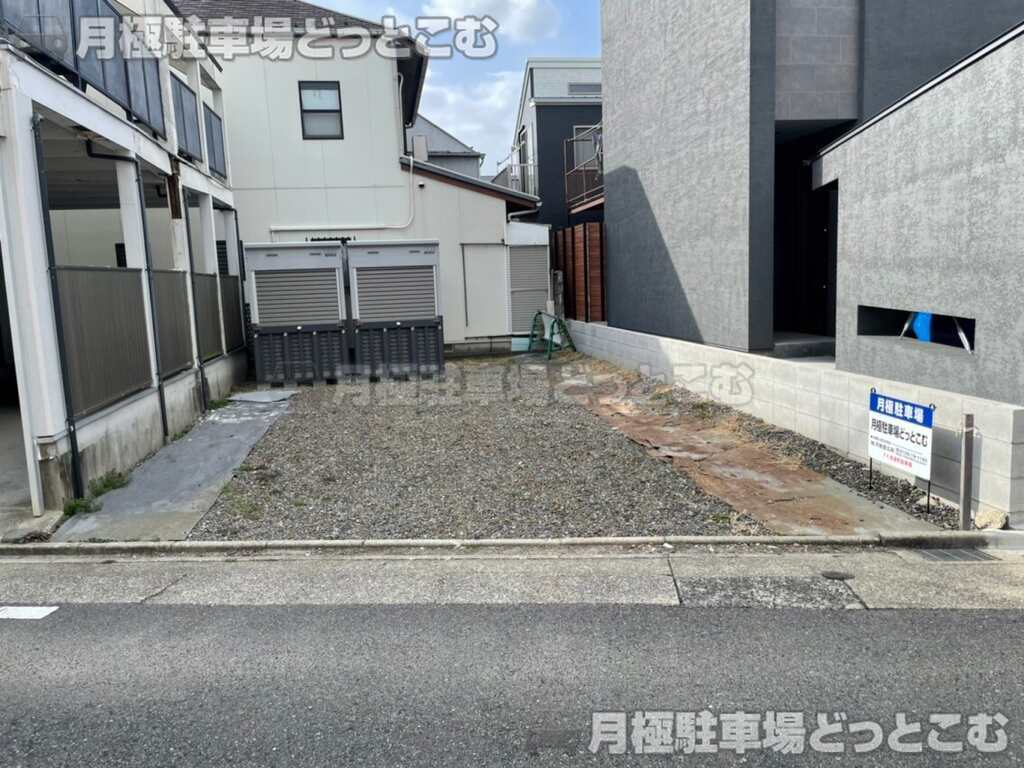 名古屋市昭和区田面町1丁目7-6の月極駐車場2