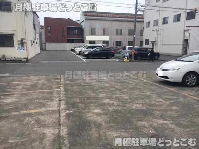 名古屋市中川区山王4丁目508-3の月極駐車場2