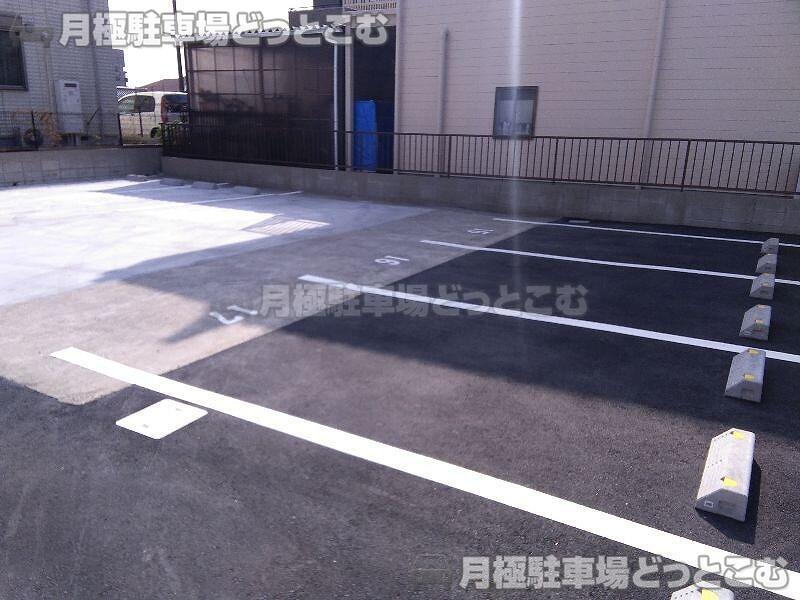 日進市栄3-1005の月極駐車場3
