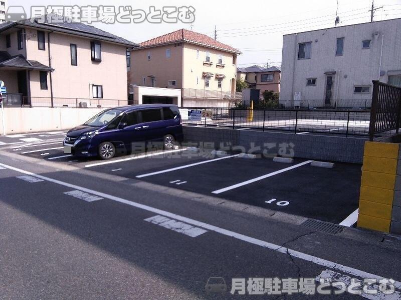 日進市栄3-1005の月極駐車場3