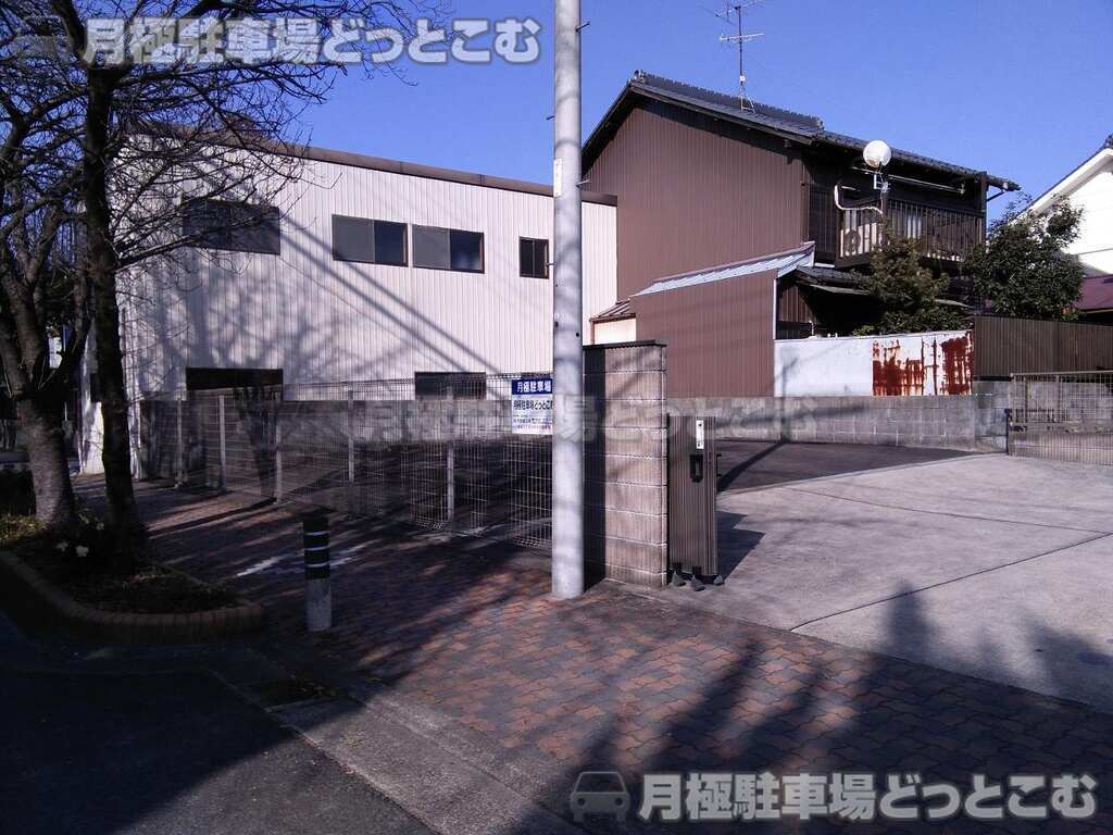 名古屋市北区金城3丁目1010-1の月極駐車場1