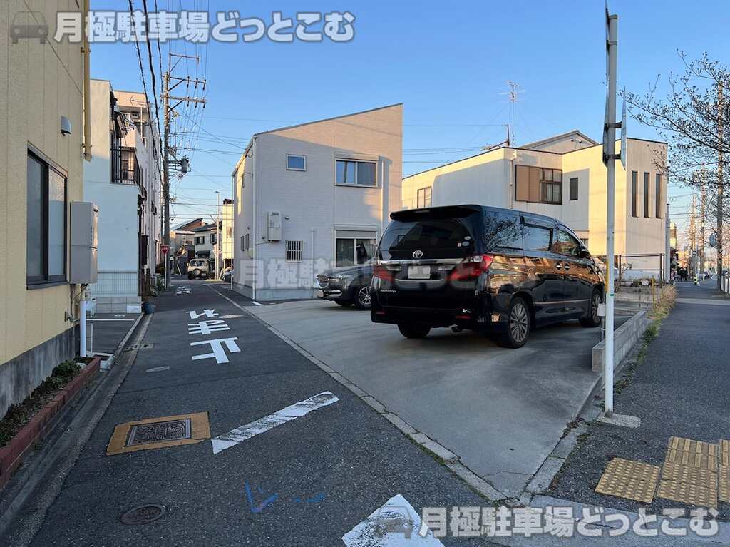 名古屋市中村区烏森町8-127-1の月極駐車場2