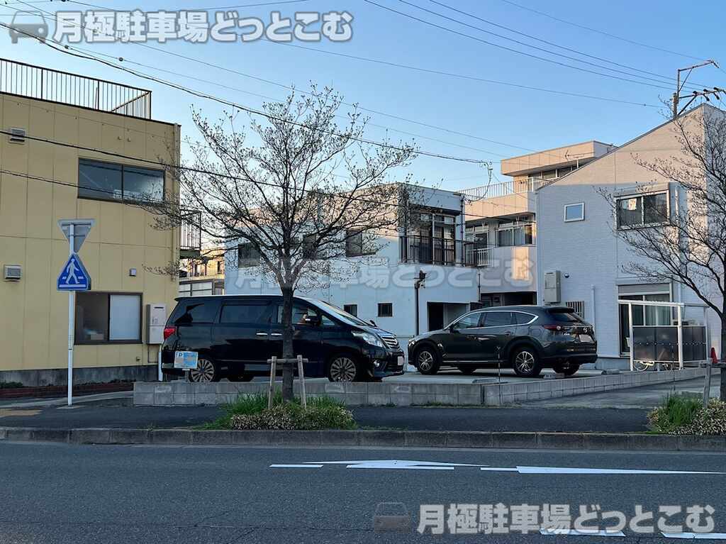 名古屋市中村区烏森町8-127-1の月極駐車場3