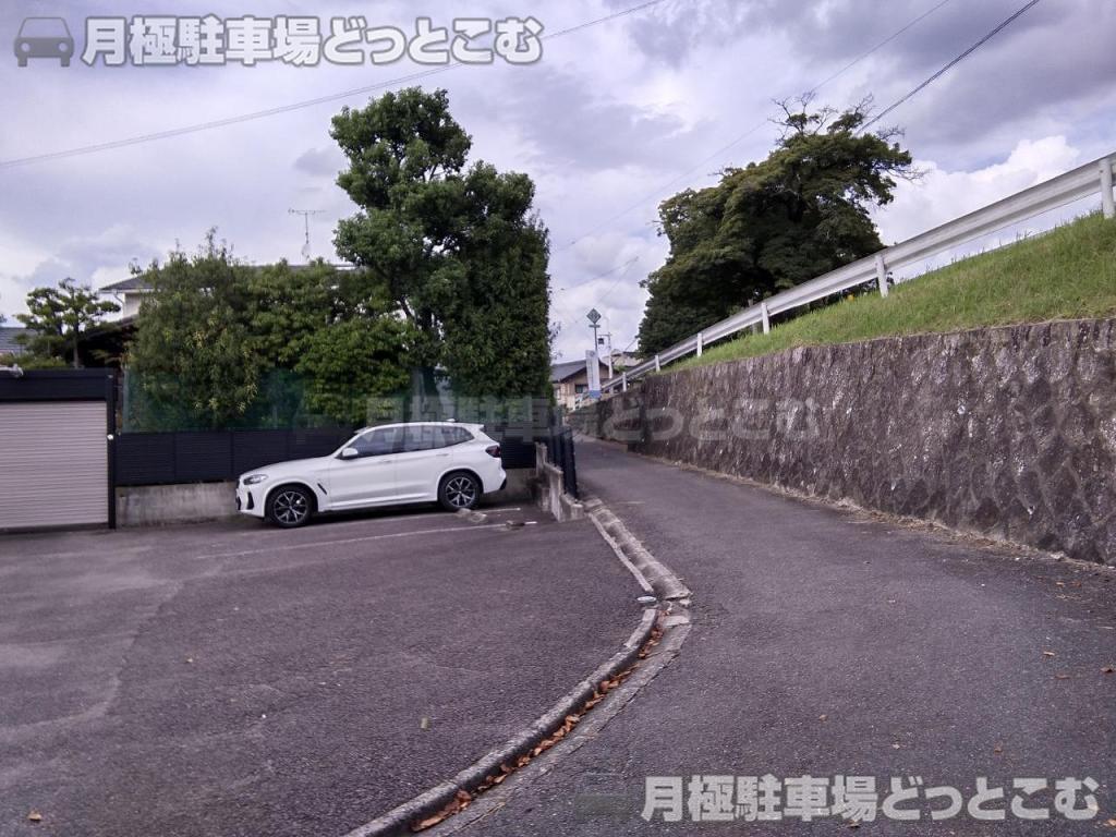 名古屋市西区中小田井1丁目299の月極駐車場3