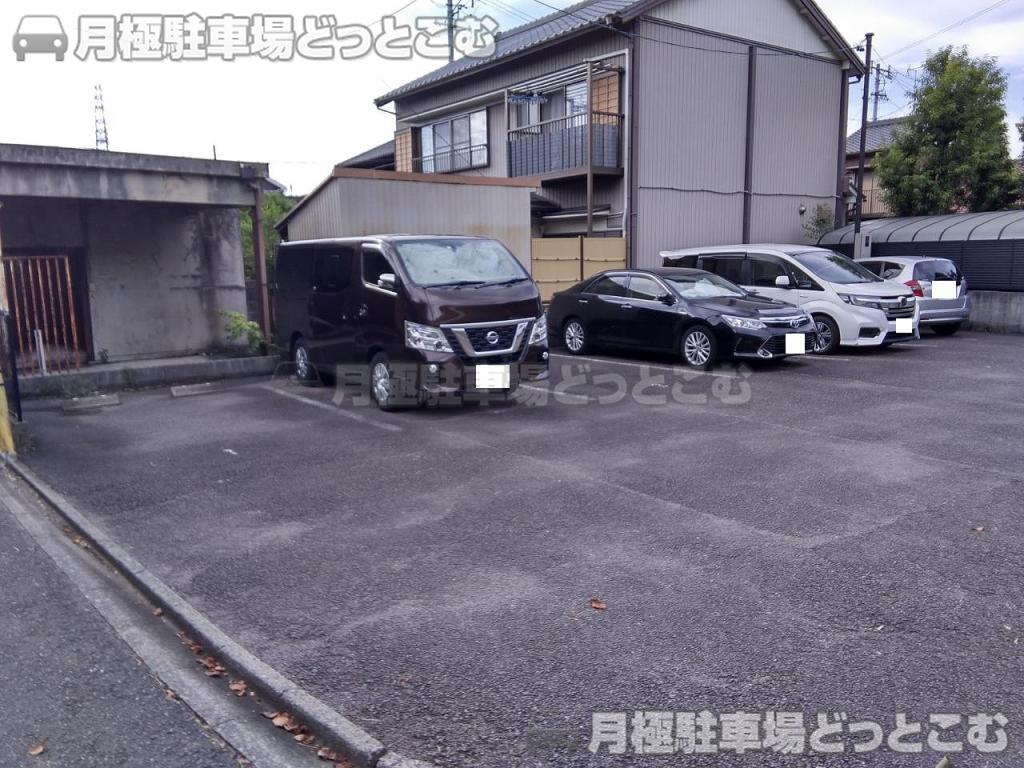 名古屋市西区中小田井1丁目299の月極駐車場5