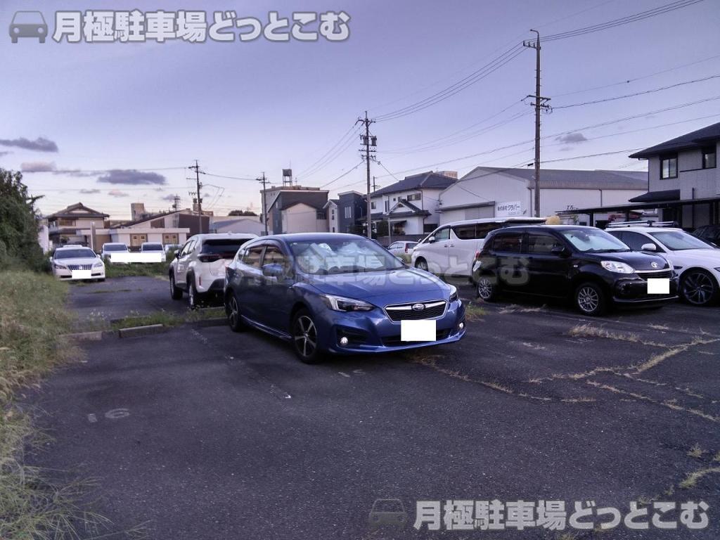名古屋市西区中小田井3丁目405の月極駐車場6