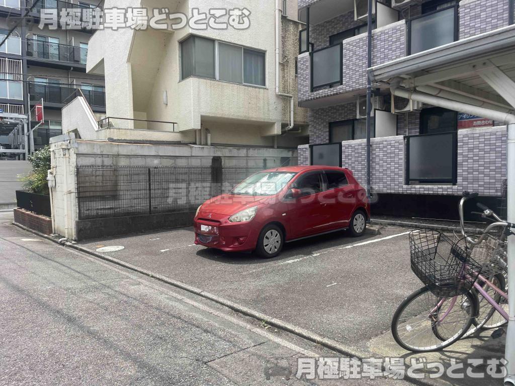 名古屋市中村区亀島2丁目9番5号 の月極駐車場4