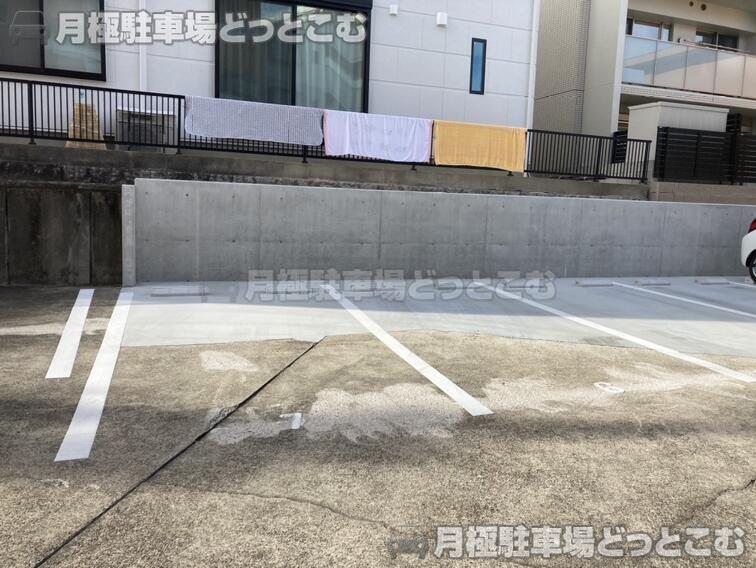 名古屋市名東区一社4丁目202の月極駐車場2