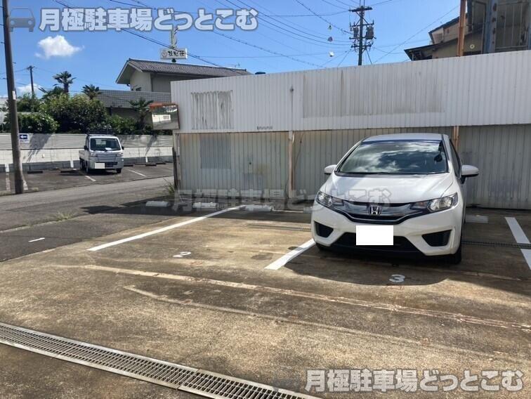 名古屋市西区上堀越町3丁目48の月極駐車場3