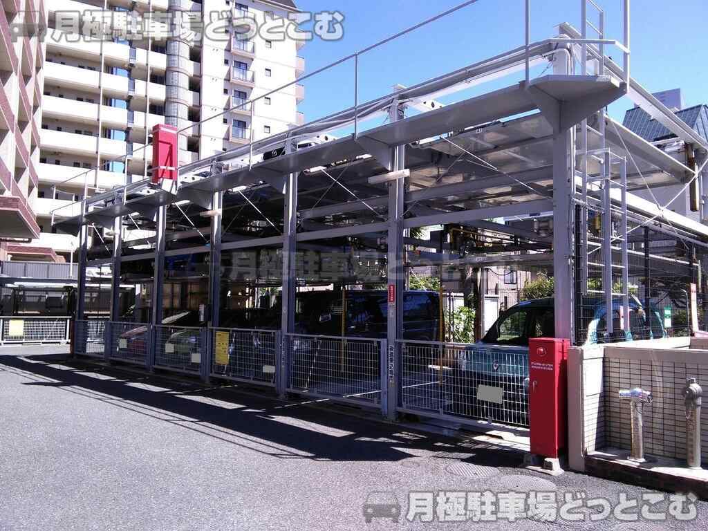 名古屋市中区伊勢山1丁目1-5の月極駐車場3