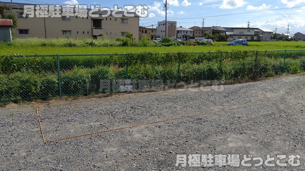 稲沢市日下部松野町2丁目208の月極駐車場4