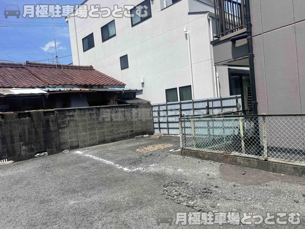 名古屋市中村区下中村町1丁目47の月極駐車場5
