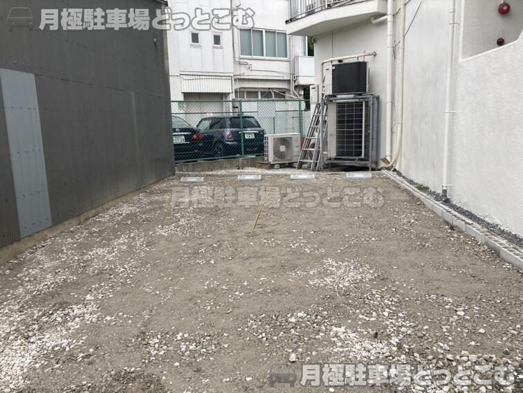 名古屋市西区則武新町4丁目301-2の月極駐車場2