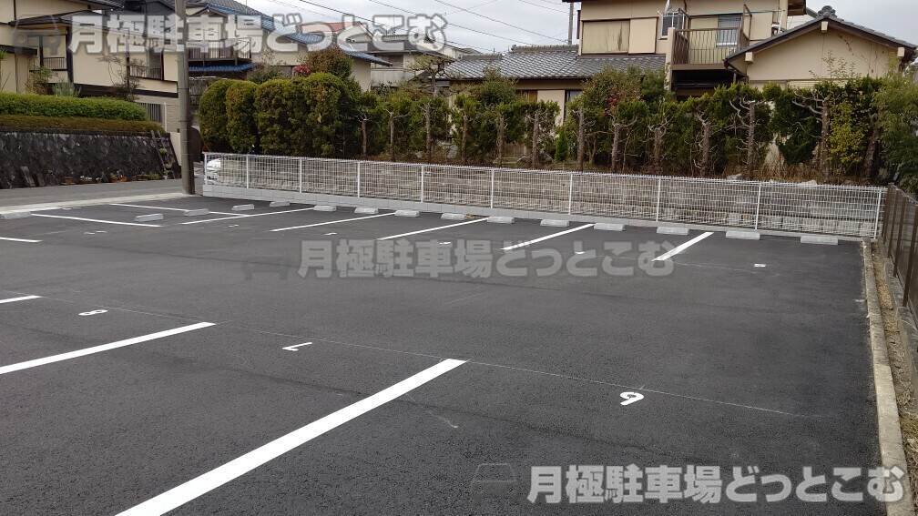 名古屋市緑区神沢1丁目2008の月極駐車場2