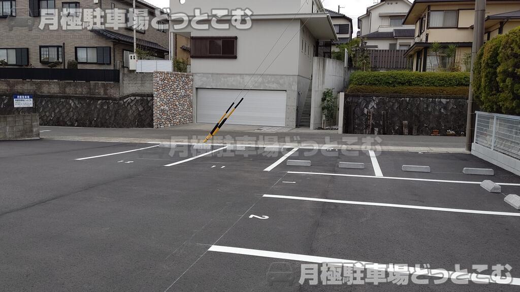 名古屋市緑区神沢1丁目2008の月極駐車場3