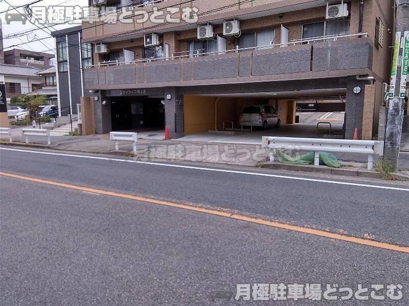 名古屋市名東区明が丘93の月極駐車場3