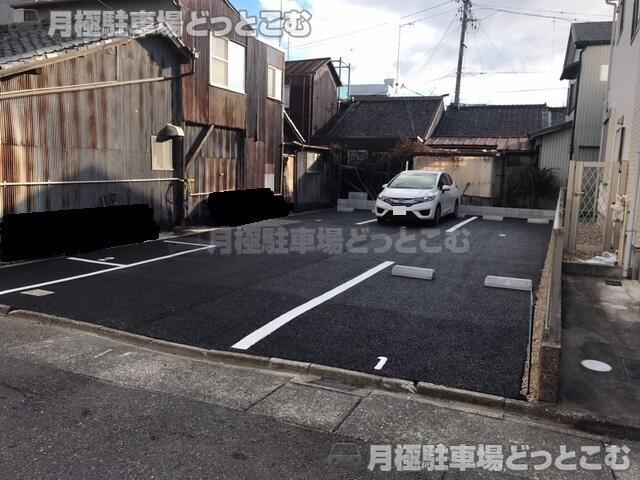 名古屋市中川区柳堀町1107の月極駐車場3