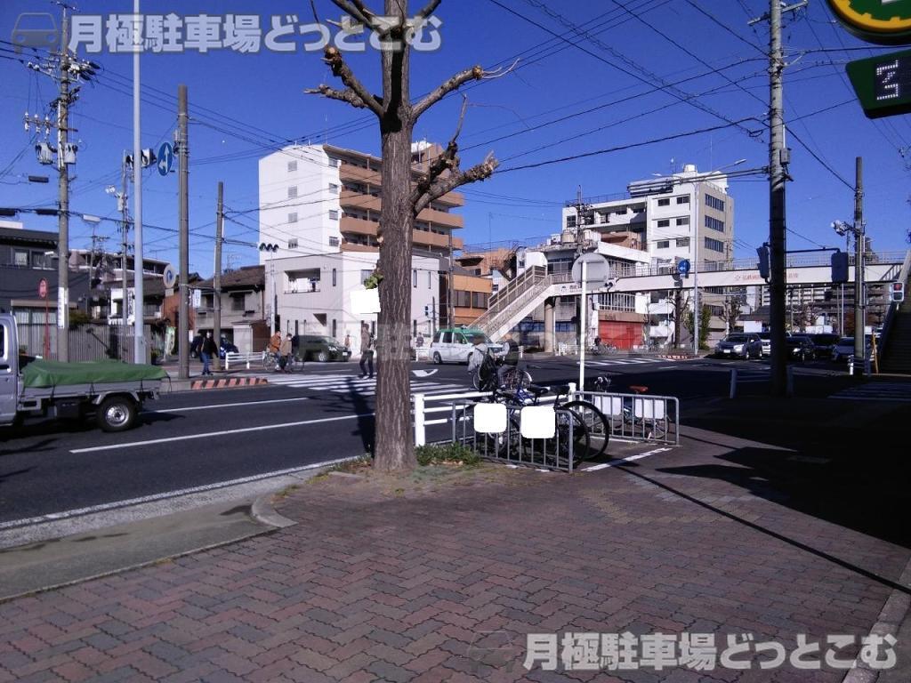 名古屋市西区栄生1丁目3534の月極駐車場10