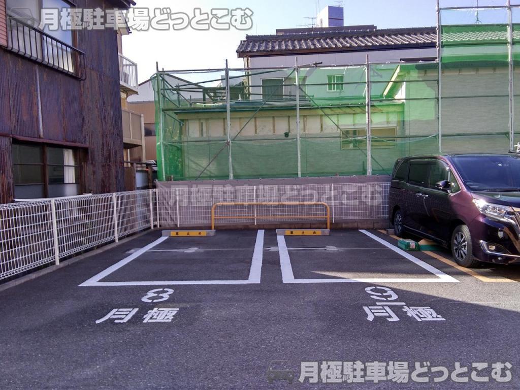 名古屋市西区栄生1丁目3534の月極駐車場5