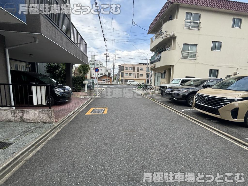 名古屋市東区黒門町120－5 の月極駐車場6