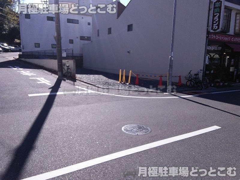 名古屋市昭和区御器所2-1002の月極駐車場5