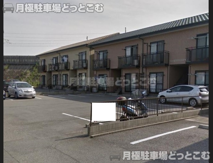 額田郡幸田町芦谷字毛倉21-1の月極駐車場1