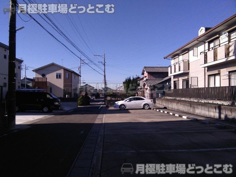 刈谷市泉田町絵下城105の月極駐車場6