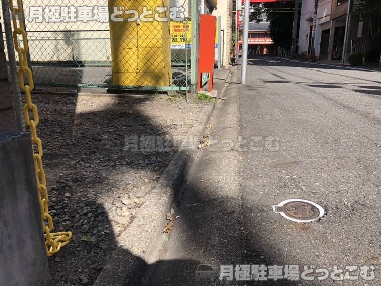 名古屋市中区大須2丁目2404番8の月極駐車場2